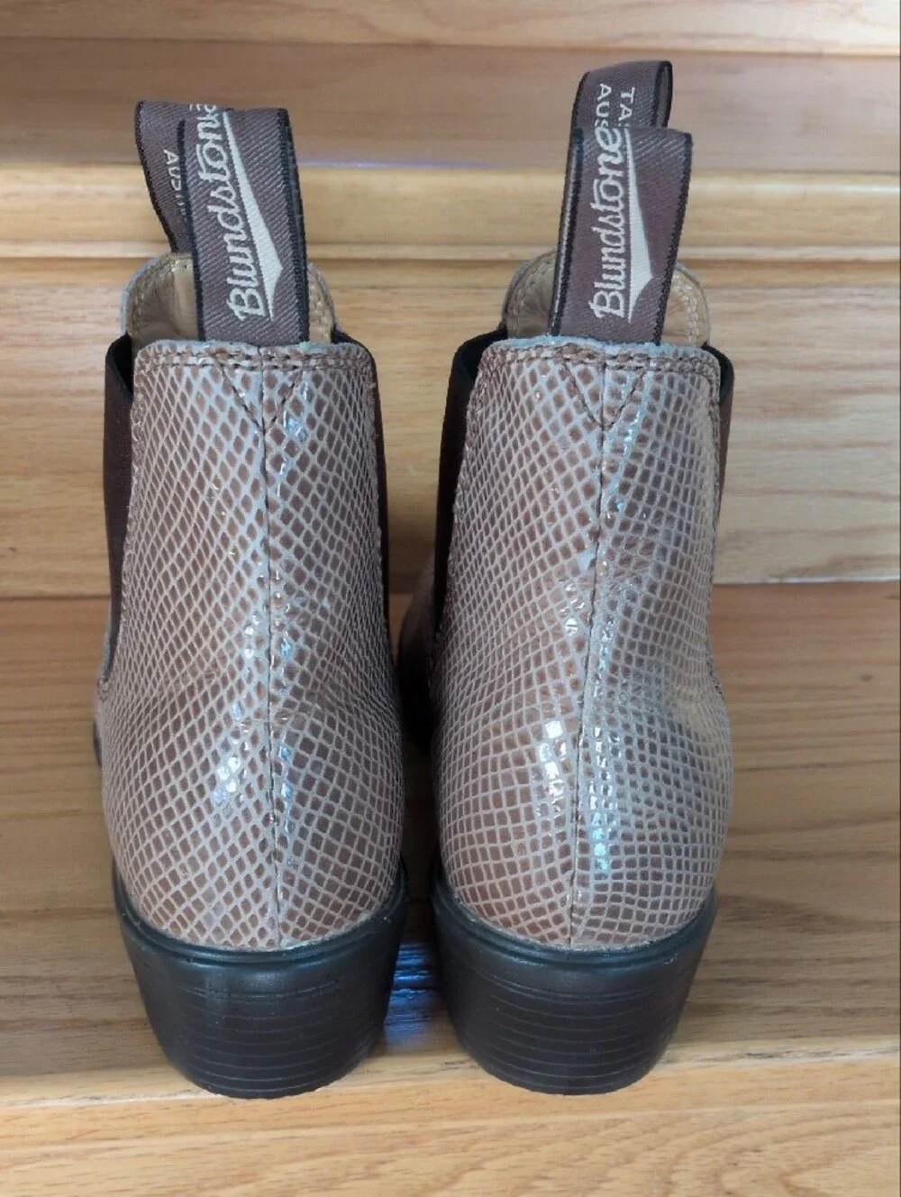 Blundstone Taupe Snake-Embossed Chelsea Boots